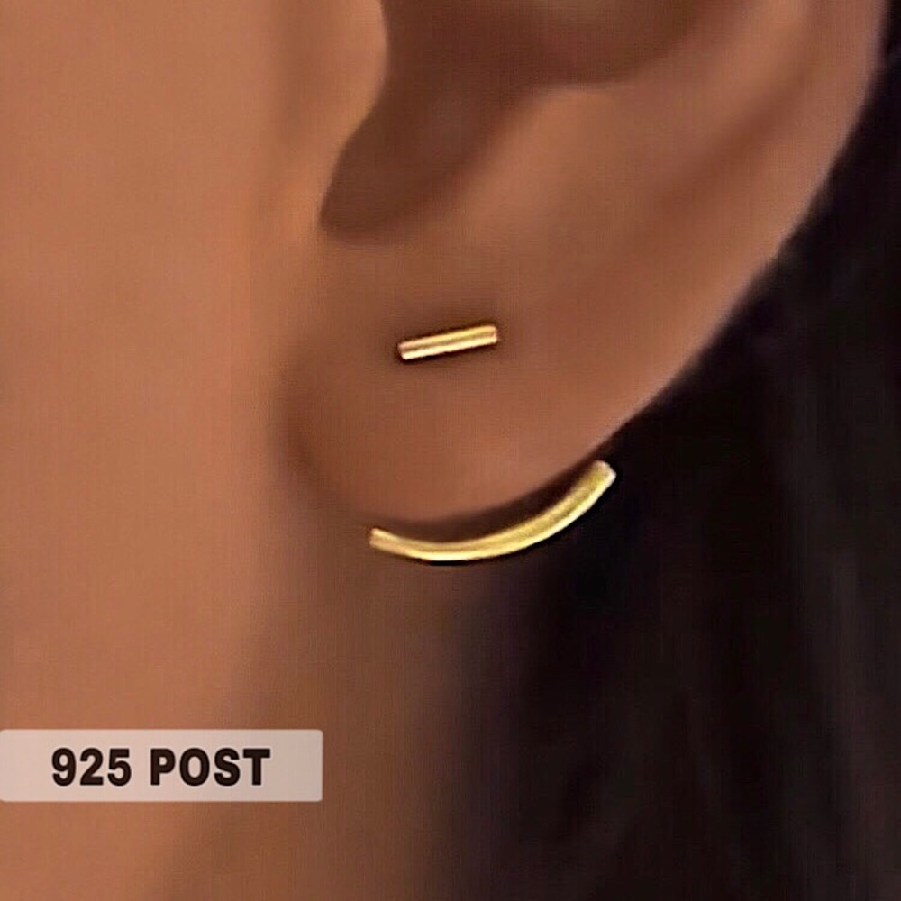 ⚜️𝟯𝟬%𝗢𝗙𝗙 𝗯𝘂𝗻𝗱𝗹𝗲𝘀 𝟯+⚜️ NEW Gold Curved Line Minimalist Jacket Earrings